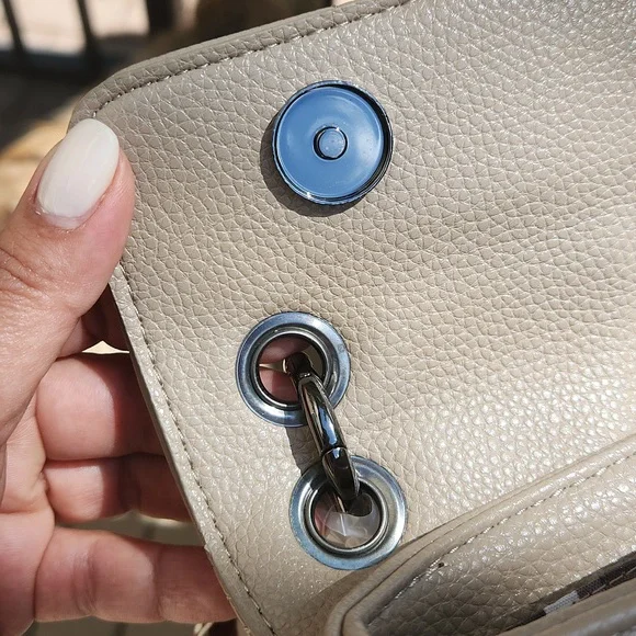 Lug Cream and Brown Clutch with Modern Geometric Free Twilly Mini Cadenece - Picture 4 of 5